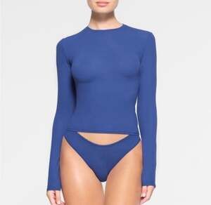 SKIMS Long Sleeve Crewneck Top in Royal Blue